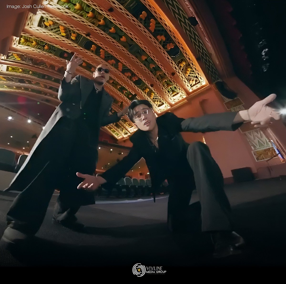 VL_MediaGroup's tweet photo. "Papalayo sa'yo, bahala na" ๐ถ
ABANGAN ang official music video ng collab song nina Josh Cullen at Al James na "Yoko Na" mamayang 6 PM! ๐ฏ๐ฅ
๐ธ Josh Cullen | Facebook
https://t.co/PtpGMMaXOO
#AlJames #TPFriends #TeamPayaman #ViylineMediaGroup
@SB19Official @JoshCullen_s https://t.co/b2tIwARfRM