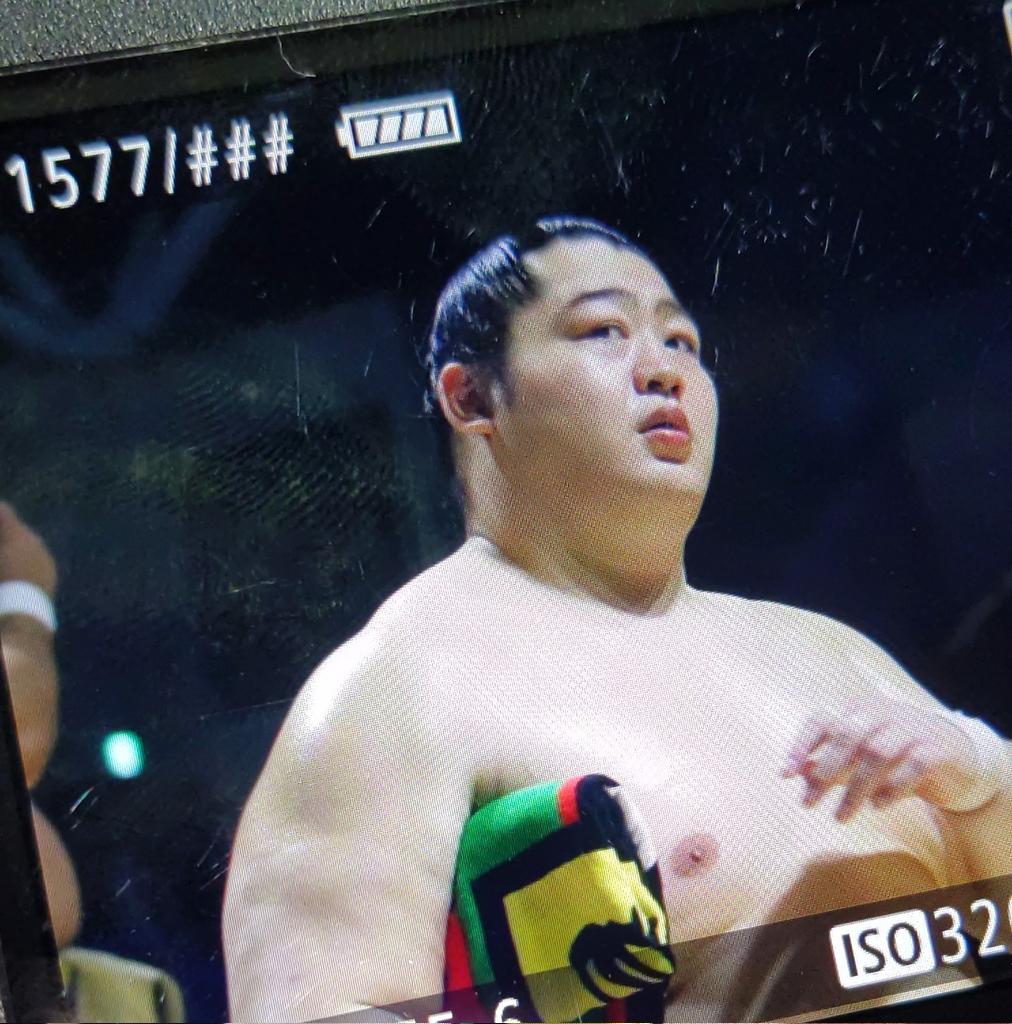 持ってるタオルは永谷園ですか……？ #遠藤 #大相撲水戸場所