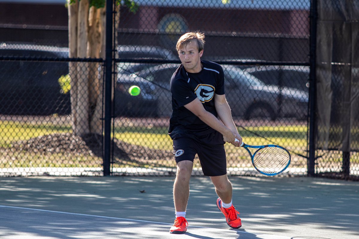 GwdHighEagles's tweet photo. PLAYOFF WIN! 🎾

Congratulations to our Boy’s Tennis team on defeating Wade Hampton by a score of 4-1! The Eagles will travel to South Aiken on Monday for the next round of the SCHSL Playoffs!

#ForTheG https://t.co/Sv3oCtvNSZ