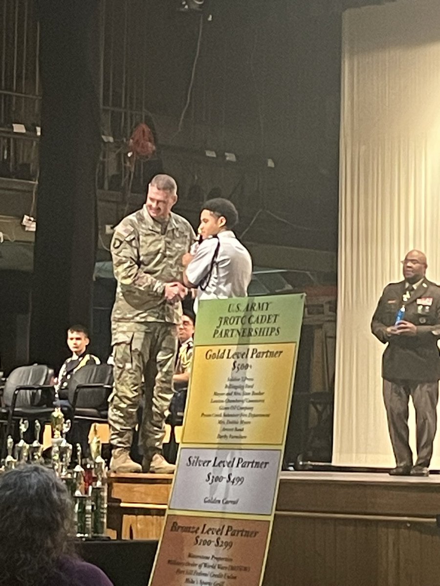 Extremely honored to have been given the opportunity to present some great MacArthur HS JROTC cadets their well deserved and earned awards. Fires Strong!