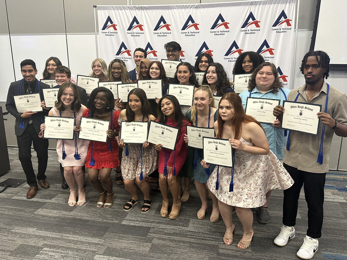Congratulations to this group of Allen High School seniors who will graduate from high school with their Associate Degree!