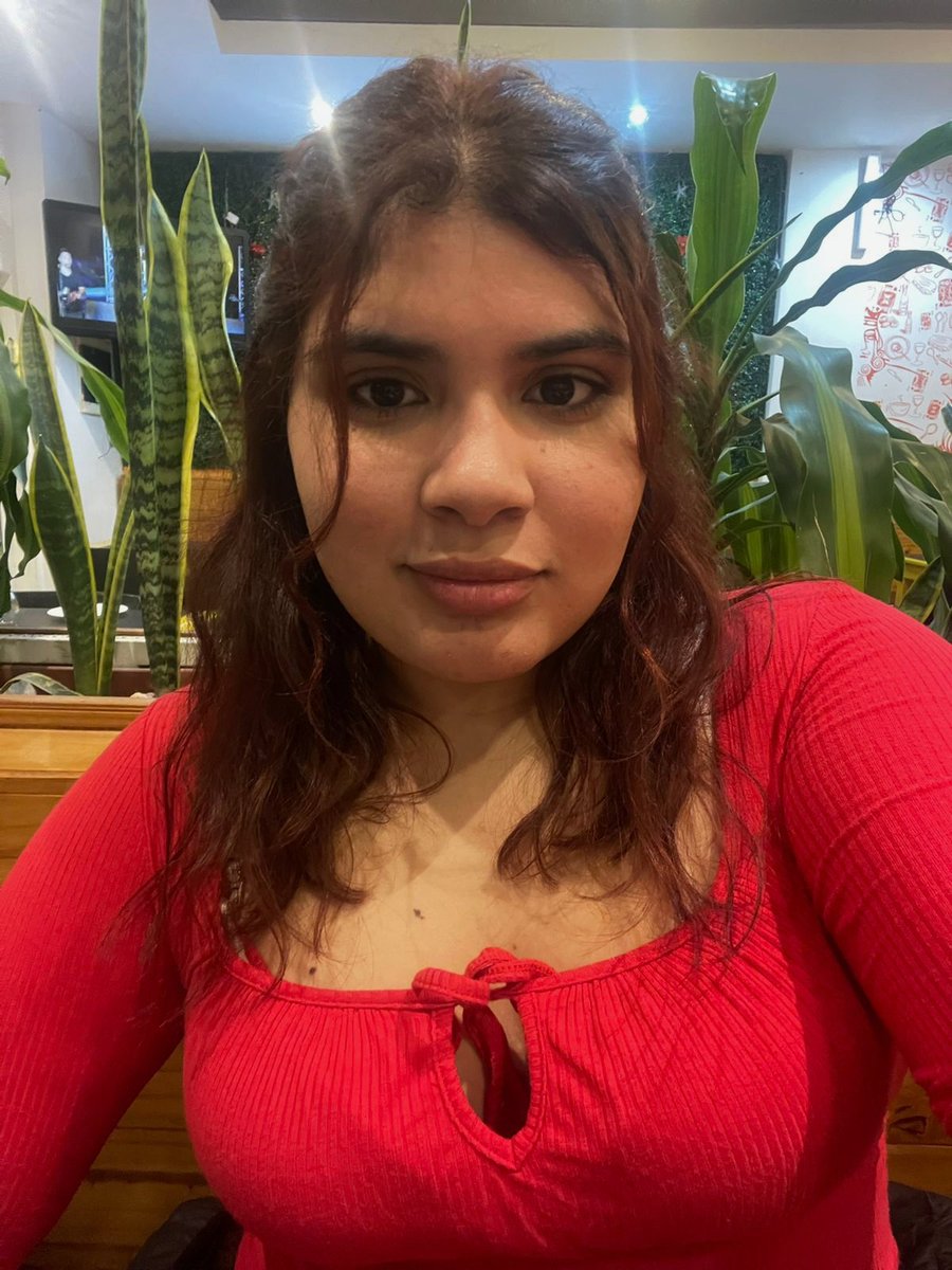 iilyvelez's tweet photo. Mejor tarde que nunca no?? Hola amores, soy Jazz de 🇦🇷.
Sigo a Chris desde literal sus inicios, realmente estoy orgullosa de lo que es y lo que logro en todos estos años, pase lo que pase, acá seguimos al pie del cañón 💗
CV BEST FANDOM
#INTEGRACIONCV
@velez_by @christophervele https://t.co/fWgf82wRS1