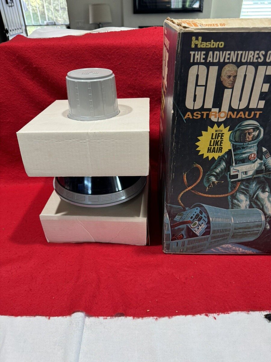 Want to take a spacewalk with GI Joe?

VINTAGE GI JOE ADVENTURE TEAM SPACEWALK MYSTERY SPACE CAPSULE BOXED LOT NO RES
🔗 ebay.com/itm/1763398521…
#RetroToys #eBay #Auction #Sponsored