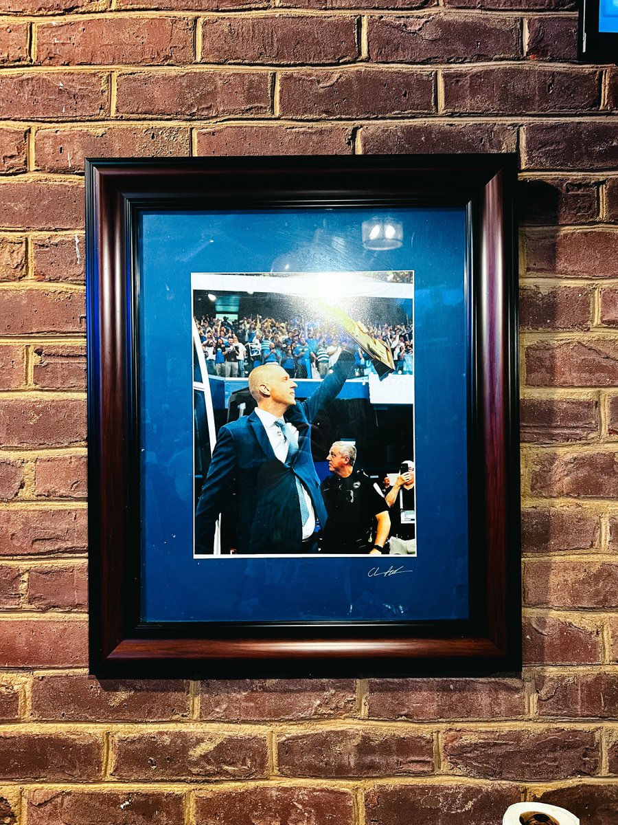 Very, very cool @KSBarAndGrille. Thank you @DrMikeUK for printing this and @ryanlemond for framing one of my favorite pictures to date. 🙏🙏🙏