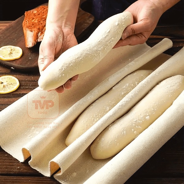 Bí quyết để có ổ bánh mì mềm mịn: Bắt đầu bằng cách chọn nguyên liệu tốt nhất và nhào bột một cách cẩn thận! 
#banhmi #bot #ubotbanhmi
tvpfood.com/blogs/cam-nang…