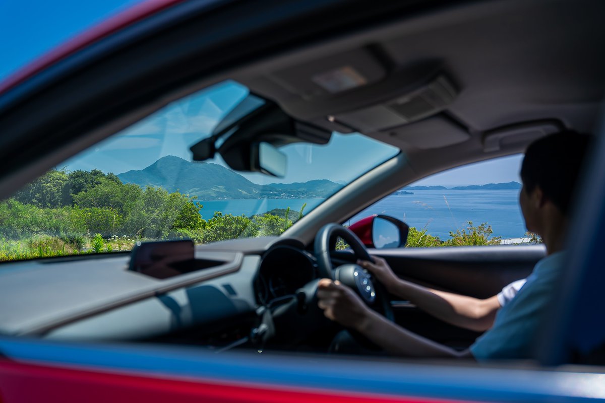 ドライブが気持ち良い季節ですね。 これから、みどりの日や、端午の節句のこいのぼりなど ドライブだけでなく、旅先での写真撮影も楽しい季節となります。 愛車の素敵な写真が撮れたときはぜひ #withMazda で教えてください♪