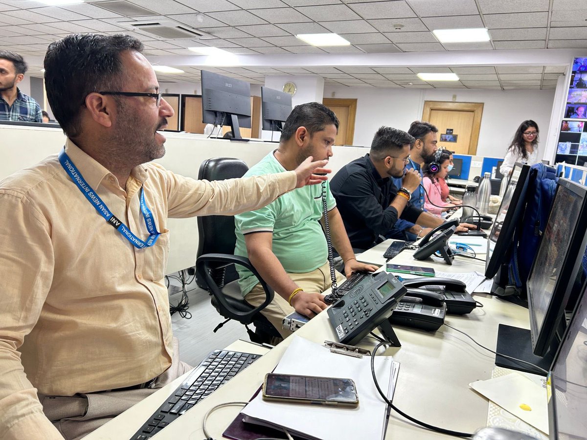IamNaveenKapoor's tweet photo. Strong backbone of @ANI , very alert and active Input , assignment and live team engaging since early morning to put together best of our coverage from across India 

Superstars behind scenes https://t.co/CVBk4KiHlC
