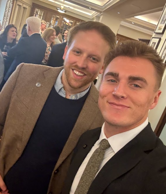 JoePutnik's tweet photo. Welcome to Denver, @BoNix10! @Broncos Country is lucky to have you! https://t.co/6481sNWVV6