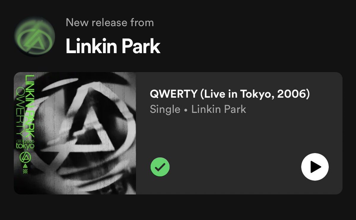 LPLive's tweet image. “This is a new song.” #QWERTY