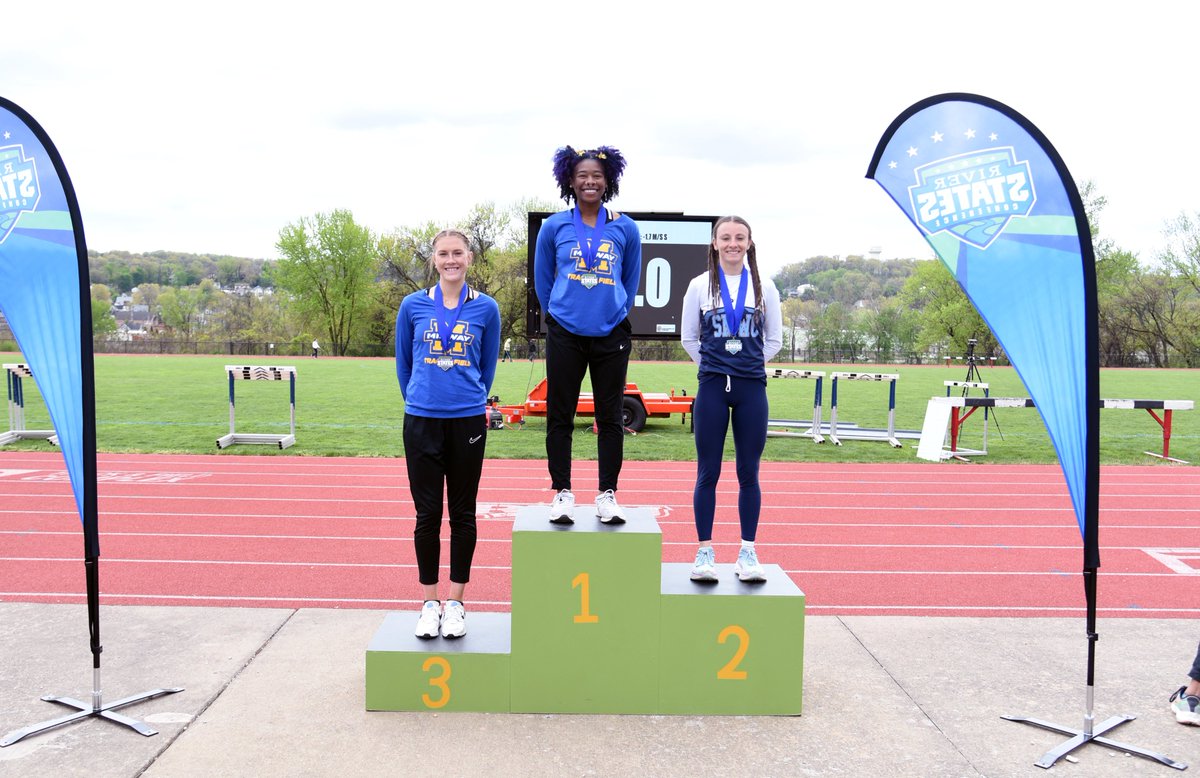 RiverStatesConf's tweet photo. Women's Pole Vault
#RSC #RSCTrack https://t.co/3A8lbr1pDE
