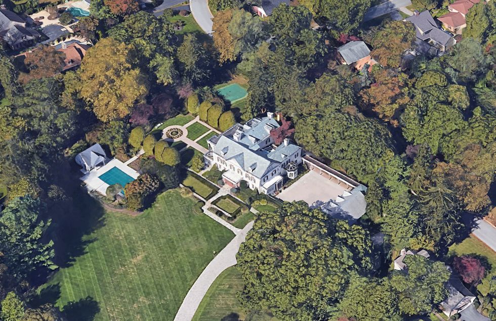 HOW, back in 1974, when journalists actually reported truth, did NO ONE ask any questions about Joe Biden’s finances?

Think on this - how did a single widowed father buy this in 1974 on $42,000/yr salary?  When the mortgage rate was 10+%?

This is a 2-hour commute to DC, 1-way.