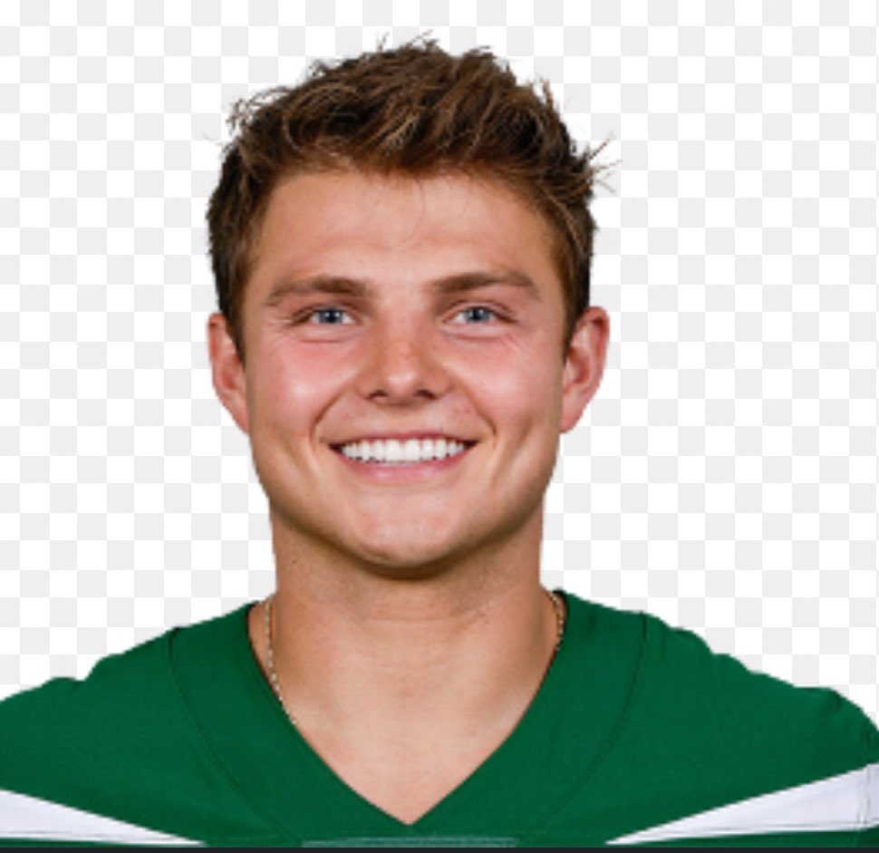 brookslandon25's tweet photo. Happy to have our new QB!!! The look of a winner https://t.co/gm0yoCLvN8