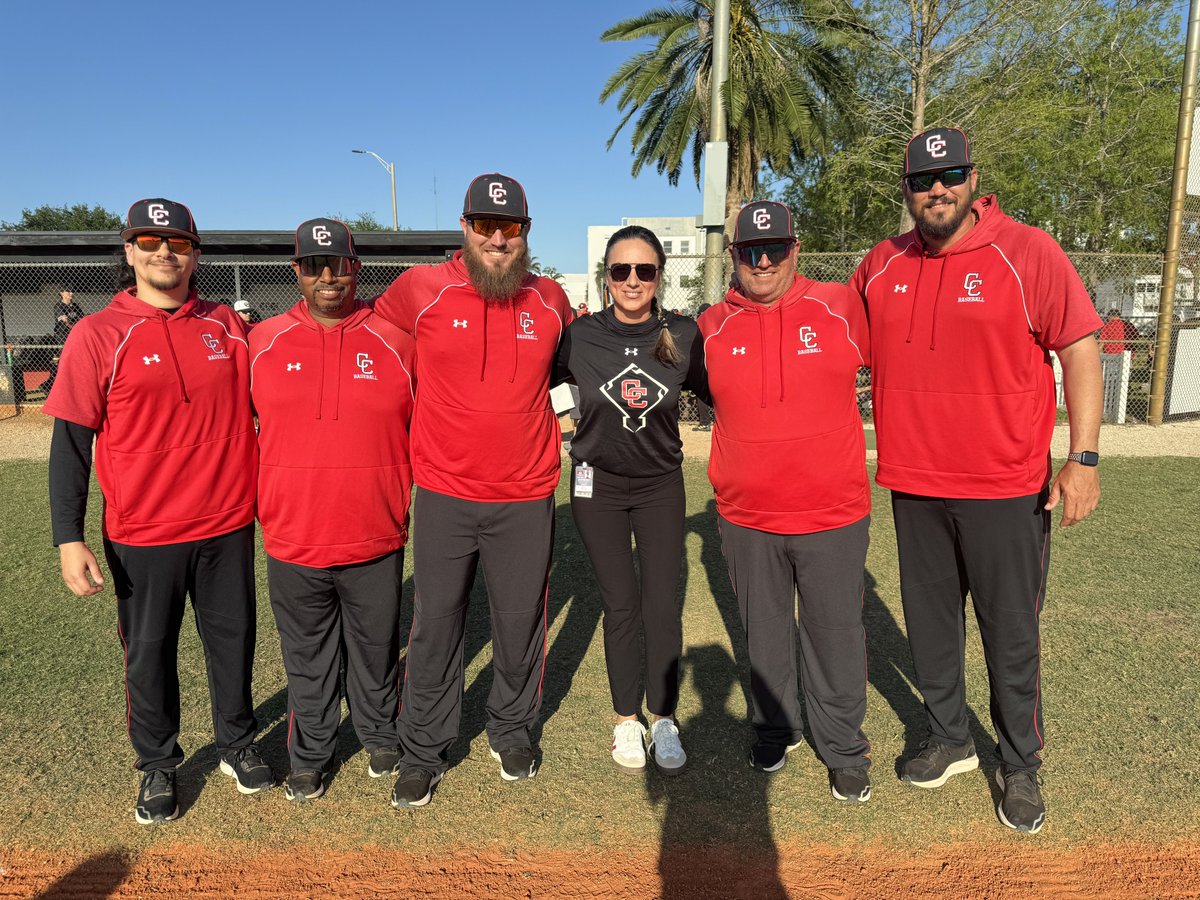 🎓⚾️On Senior Night, with true Cowboy Pride we celebrated our awesome Senior Baseball Players and applauded their commitment to @CooperCityHigh You’ll always be part of the Cowboy family! Wishing you all the best in your future endeavors!🤩Remember, Once a Cowboy, Always a