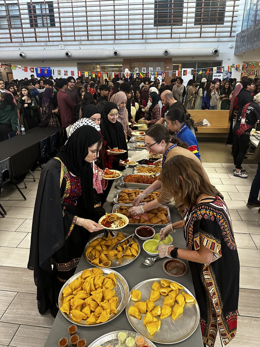 A fantastic finale to a fantastic evening! Thanks to all that helped make Culture Night possible! #diversity #strengthinnumbers @adriano_perusin @StFXSOS