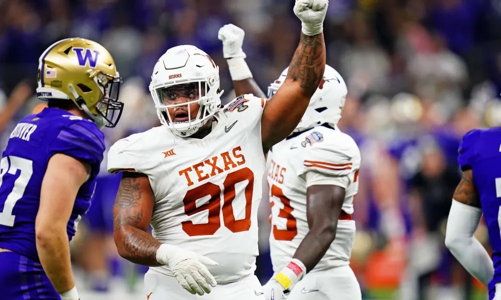 𝗧𝗛𝗘 𝗣𝗜𝗖𝗞 𝗜𝗦 𝗜𝗡: The #Seahawks are drafting DL Byron Murphy with the #16 pick