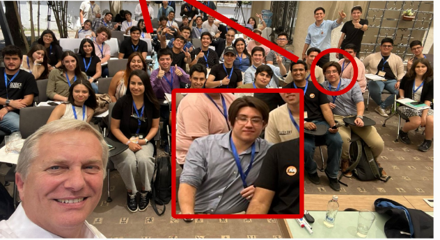 <a href="/RobertoMerken/">Ciudadano Roberto Kiltro</a> ¿todos esos pendex son Bots?