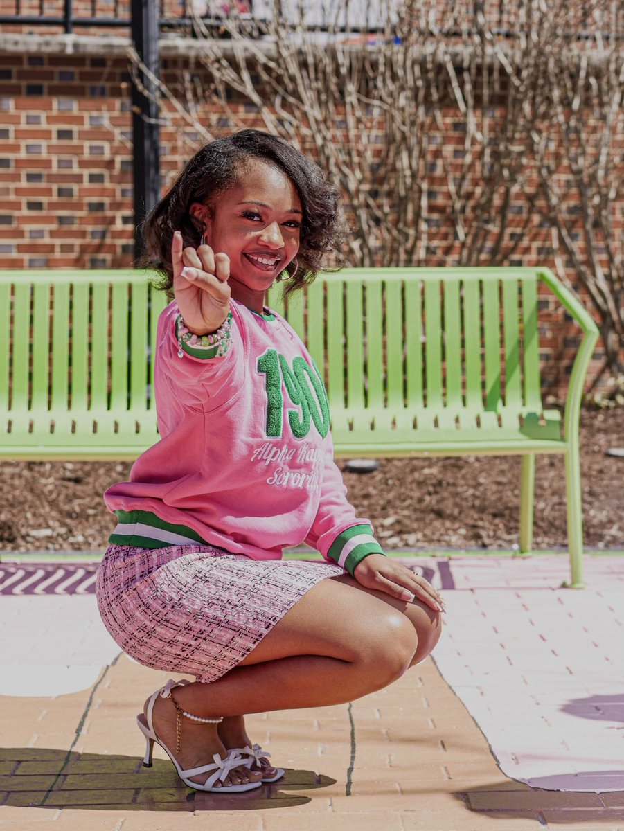 serinatii's tweet image. I phinally made it to AKAland 🩷💚 #AEmade