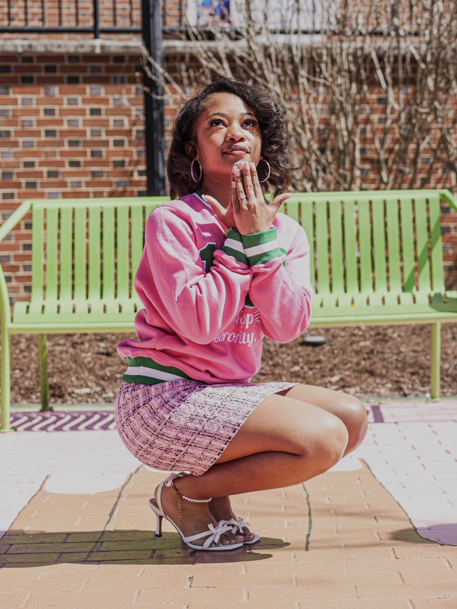 serinatii's tweet image. I phinally made it to AKAland 🩷💚 #AEmade