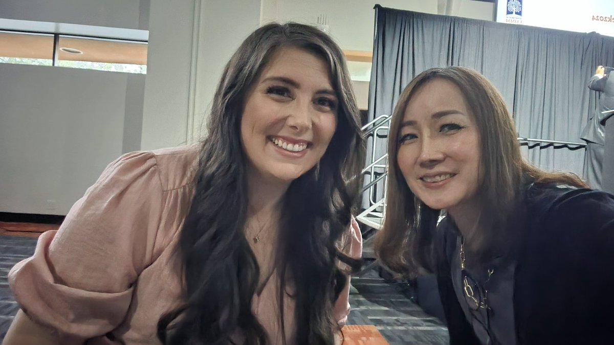 #csufcommweek2024 wraps up with the Comm Awards. Celebrating our student and faculty success tonight with Chair of the Award Committee Elise Assaf.