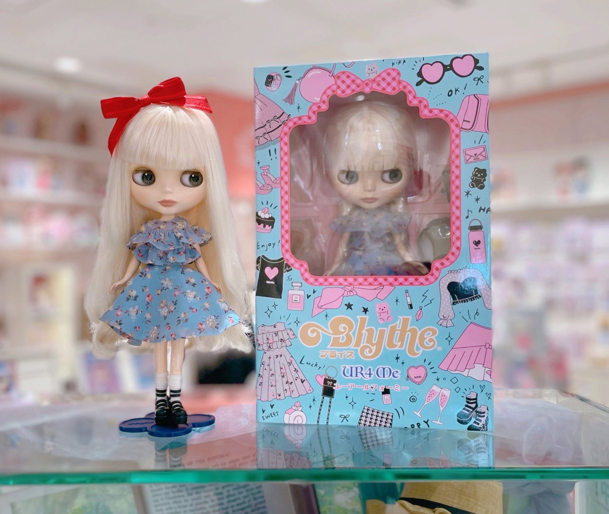 カスタムブライス　customblythe  本体のみ　プレザントサプライズ 送料無料，人気 カスタムブライス customblythe 本体のみ