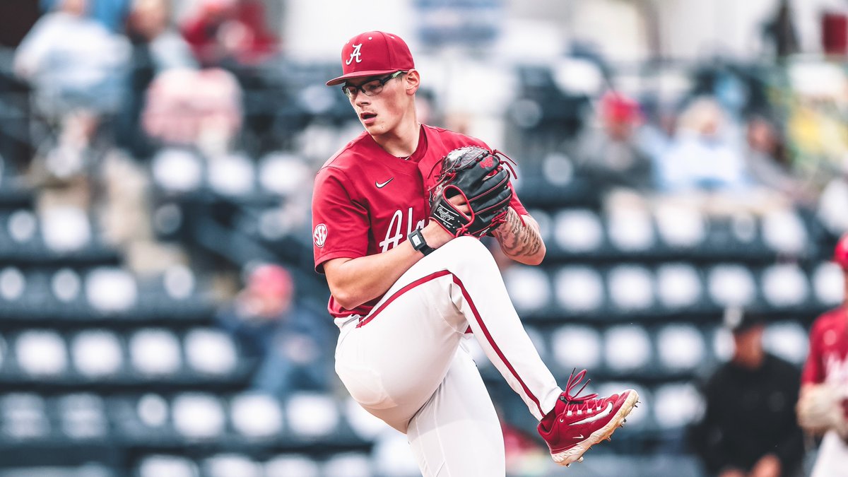 Final line on the Southpaw from Schenectady

(CG) 7.0 IP, 6 H, 0 R, 0 BB, 6 K - 91 pitches

#RollTide