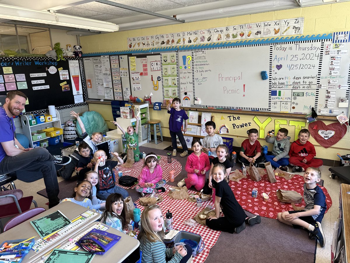 These lucky firsties got to eat lunch with the principal today! They named it their “Principal Picnic”, such a treat! ⁦@SixTenPrincipal⁩ #littleschoolbigheart 💜