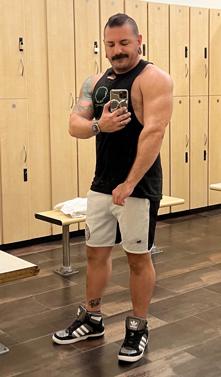NickAtNiteSF's tweet photo. 10 more weeks of this cycle and you best believe I’m coming back with a bang https://t.co/bev1p46S4w