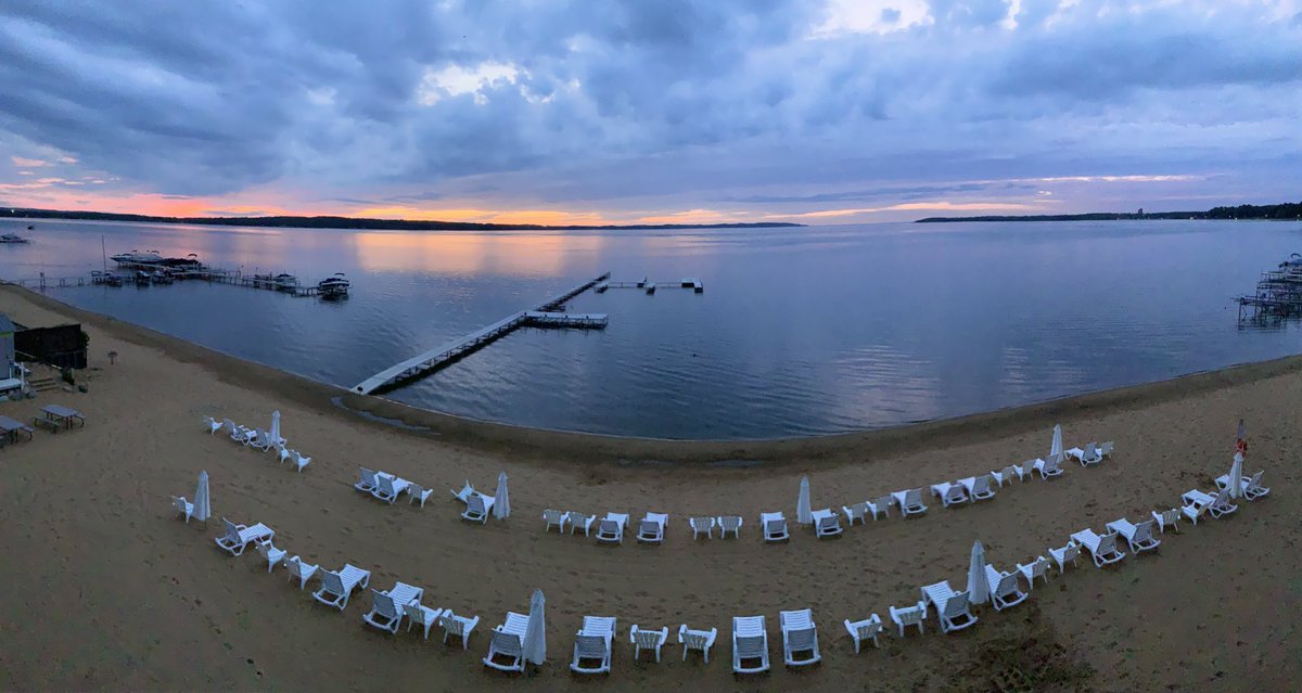 @PanoPhotos Themed Week 33: Day 4️⃣ Our latest #PanoPhotos #Destination is just 3.5 hours north of Home; #GrandTraverseBay our fave place to roam. 📸 #mitchandmarcyphotos #beachlife #bayside #TraverseCity #SugarBeach