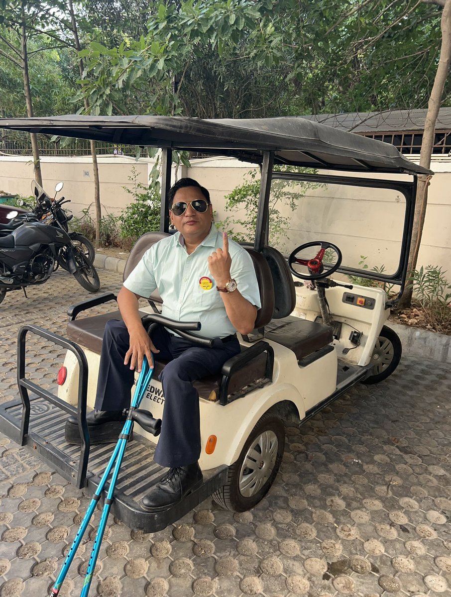 Fulfilled my responsibility as the first voter with disability♿️ at my polling booth in Vasundhara, Ghaziabad. मैं हूँ सशक्त मतदाता! क्या आपने अपना कर्तव्य निभाया?🗳️ #LokSabhaElections2024  #DisabledAndProud #Votability