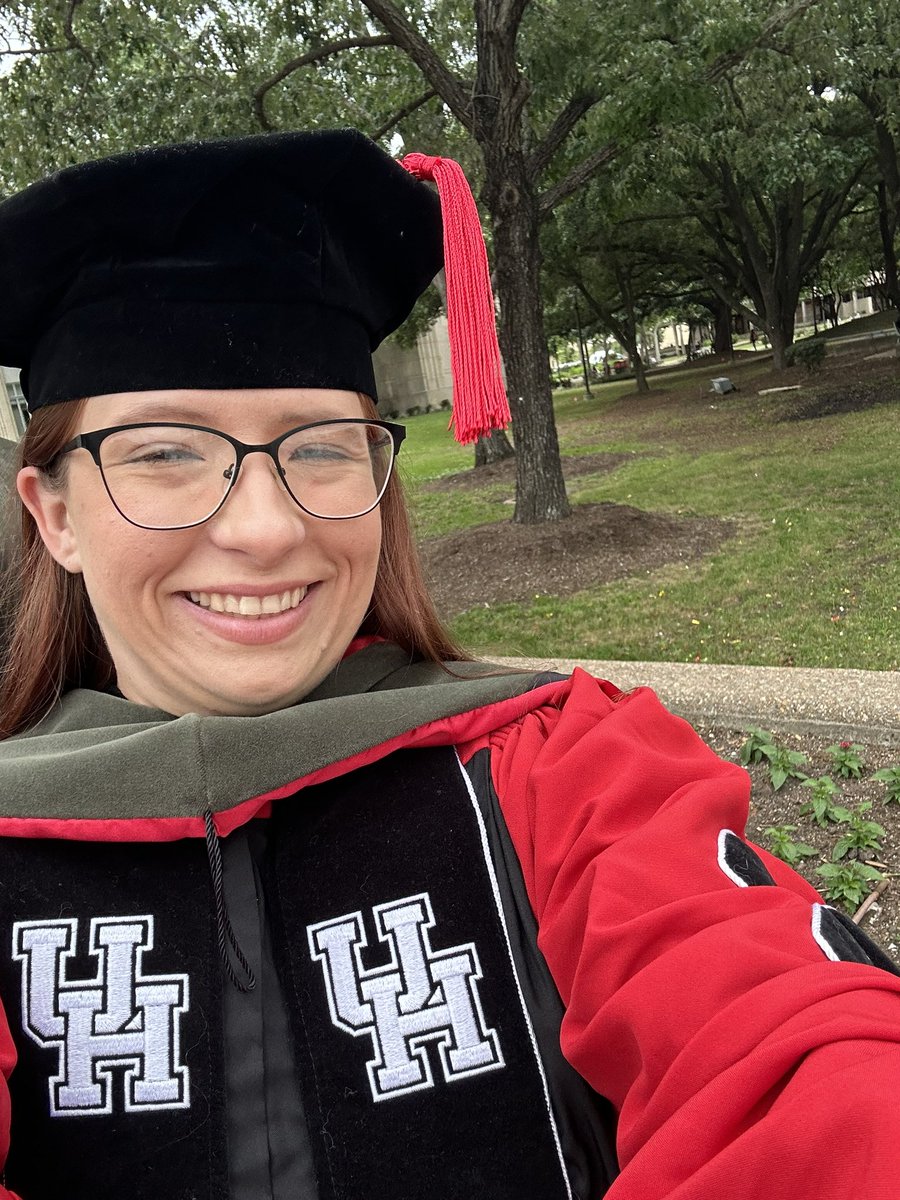 haleybrusen's tweet photo. Only two weeks until I’m Croc-tor Brusen, PharmD! @Crocs https://t.co/jPaMn8AXUu