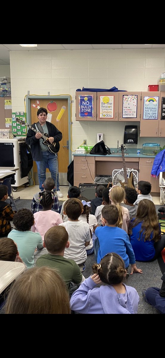 MrsDonovan5's tweet photo. Bring your child to work = have your child do some work! I enjoyed having my son Joseph come demonstrate his bass and guitar to Mt. View kiddies. What a fun demonstration! 🎸 @melandyk @JOlsyn1109 @MountOliveTSD https://t.co/9DZfLmjxI6