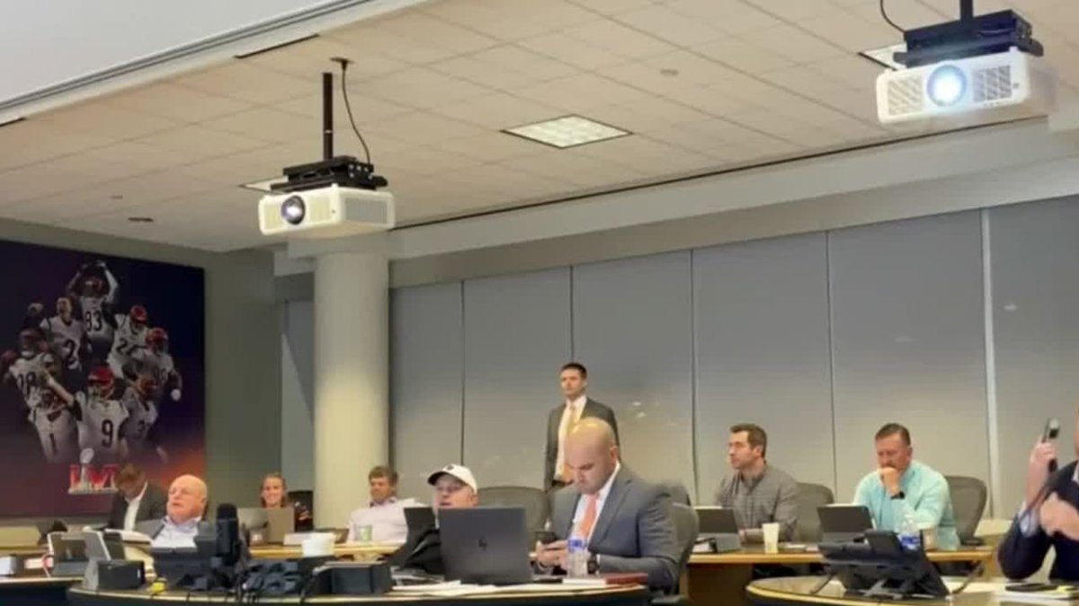 DCBronies's tweet photo. Bengals draft room looks like a place we have our meetups at 🤣 #Brony https://t.co/0Y2qzN6aF4