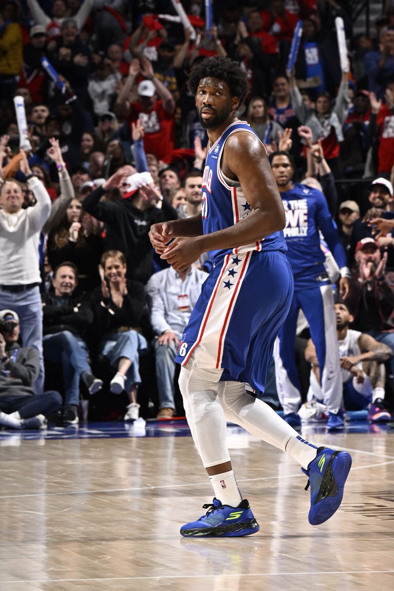 Joel Embiid tonight 😤 50 PTS 8 REB 5 3PM 13-19 FG Philly takes Game 3 💪