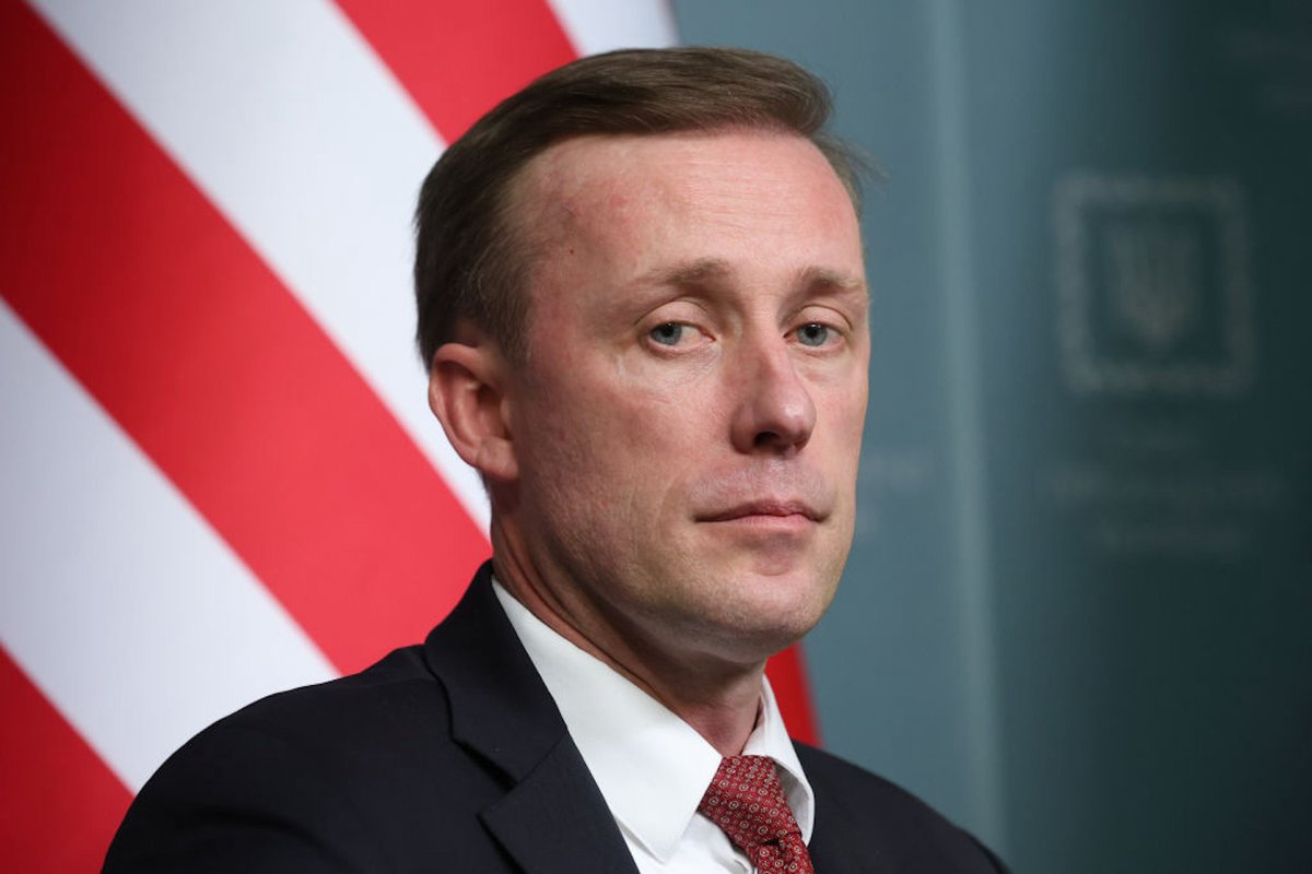 NEW: US will ‘continue to provide” ATACMS for Ukraine, White House says. The US is now in a position to provide more the long-sought, long-range weapons #ukraine #ATACMS #ATACMSforUkraine defenseone.com/threats/2024/0… My latest for @DefenseOne