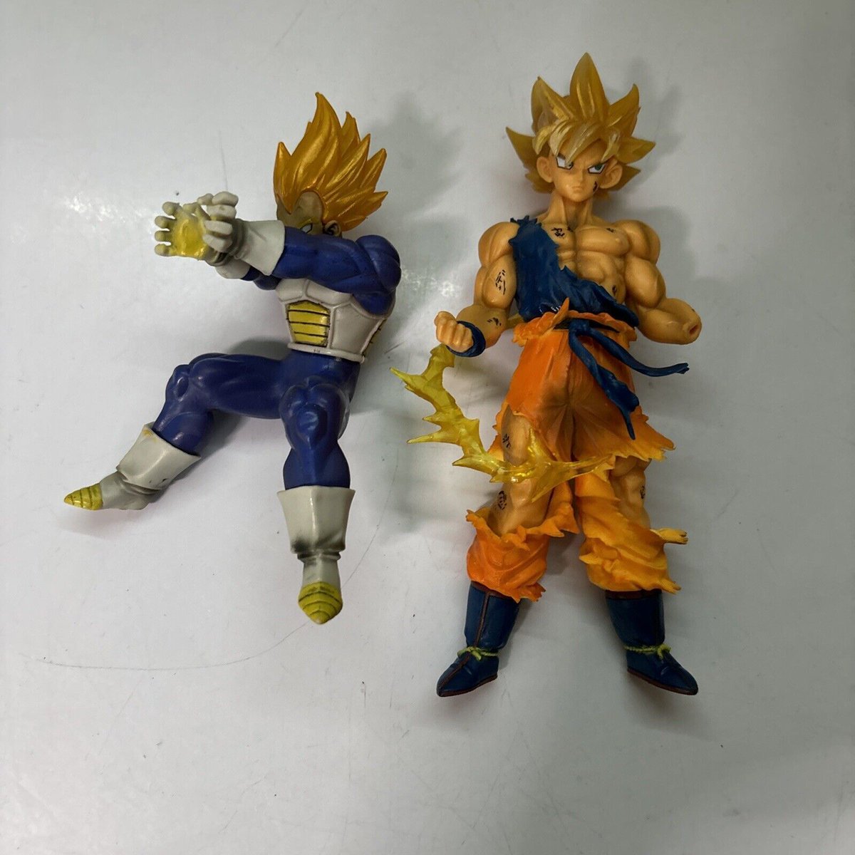 Dragon Ball Z Figures Super Saiyan Vegeta & Son Goku are popular collectible items among fans of the anime series.  
#DragonBallZ
#DBZ
#DragonBall
#AnimeFigures
#Goku
#Vegeta
#SuperSaiyan 
retrounit.com.au/products/2x-dr…