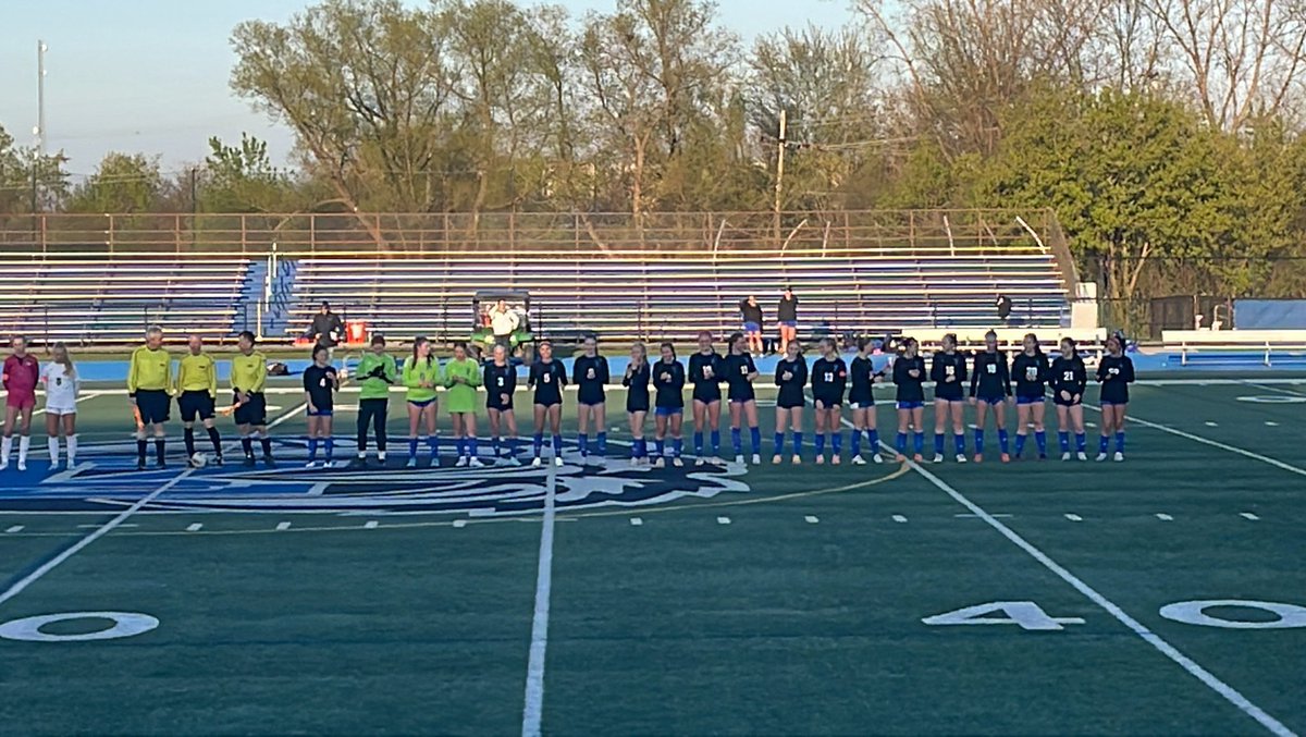 Results from tonight’s matches JV Lake Zurich 1 : Libertyville 3 Varsity Lake Zurich 0 : Libertyville 1 * Tough way to lose a match, from a PK, but great back and forth game against a good Libertyville team. Time to focus on the 2 conference matches next week.