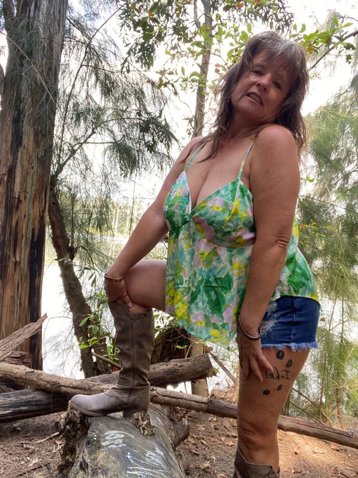 https://t.co/SeQBMQasWf https://t.co/lWIKtMhaaN<a href="/tag/sexy"class="tags"><span>#sexy</span></a><a href="/tag/cougar"class="tags"><span>#cougar</span></a><a href="/tag/naughty"class="tags"><span>#naughty</span></a><a href="/tag/milf"class="tags"><span>#milf</span></a><a href="/tag/taboo"class="tags"><span>#taboo</span></a><a href="/tag/slut"class="tags"><span>#slut</span></a><a href="/tag/hotpics"class="tags"><span>#hotpics</span></a>