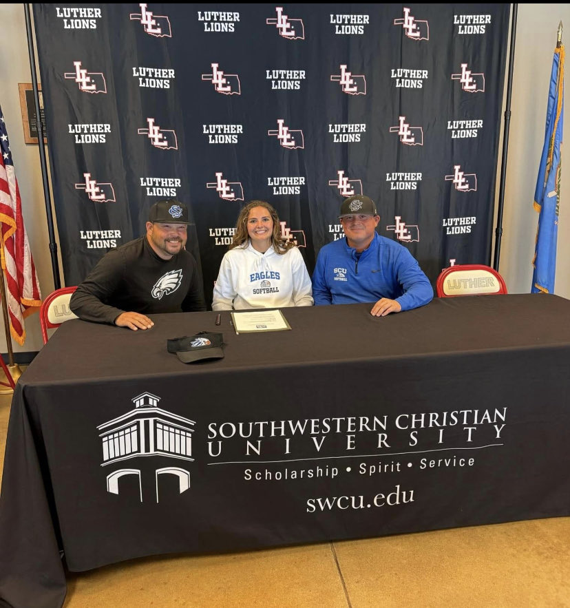 Excited to announce my signed commitment to play softball at SCU! Thank you to everyone who has supported me, I can’t wait to see what God has in store. Had a great time signing alongside my best friend!🦅🆙