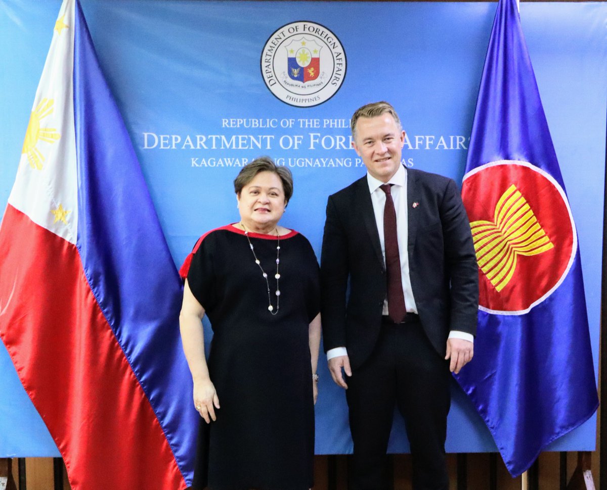 A warm welcome to @NorwayMFA Secretary of State @akravik79 in Manila! We had productive discussions on maritime cooperation, law enforcement, human rights, PH-EFTA, among others. I thank Norway for its steadfast support for #UNCLOS and the 2016 Arbitral Ruling.