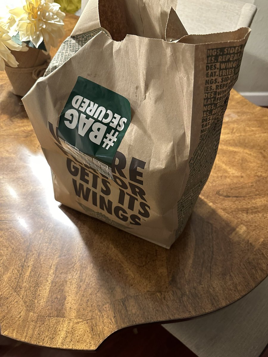 hit up <a href="/Tbkarimm/">Karim</a> for 50% off uber eats🔥