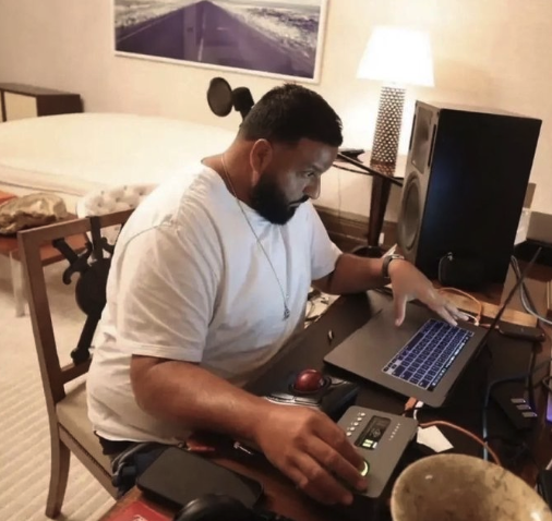 DegenSimba tweet media