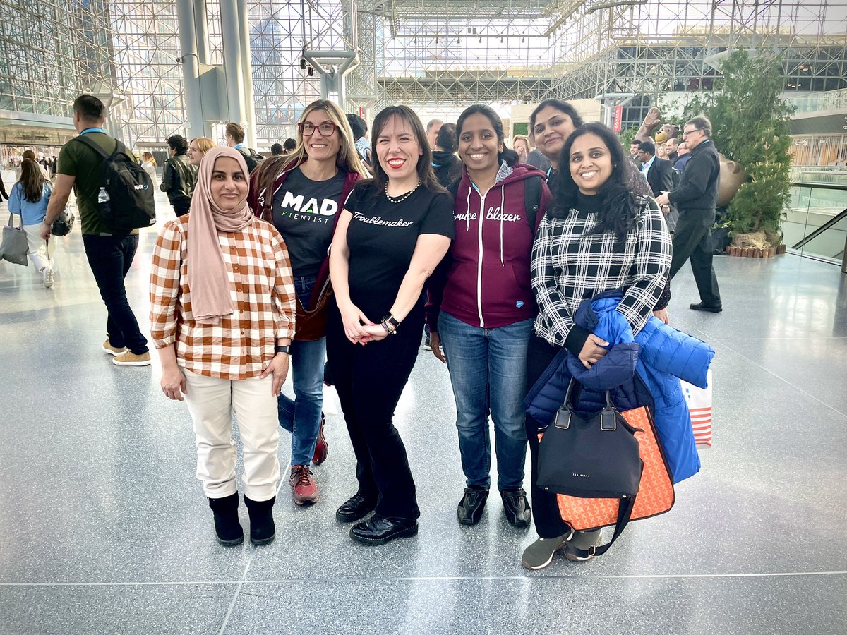 My last #SalesforceTour post— end of the day this lovely group of ladies came over to tell me how my work with @clickedco and other stuff I’ve done has helped them. Moments like this make it all worth it.  Made my day 🥹