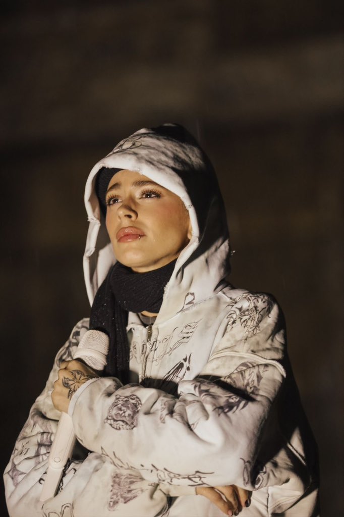 a mis hijos les diré que ella era la virgen maría