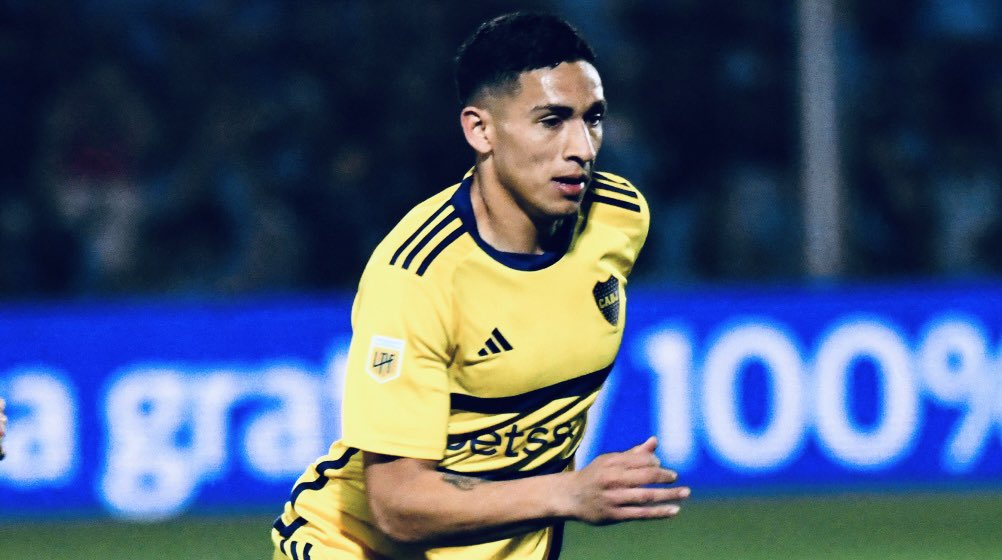 No matter how good or bad Boca are, Equi Fernández looks a level above the rest. Carries them through games. Honestly such a talented player and one of my favourites in Primera División. It’s his time to move on very soon.