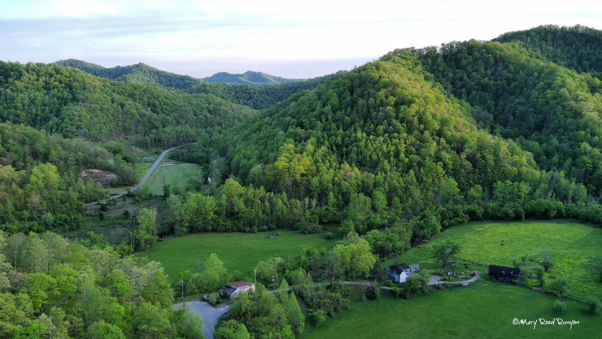 I love these ole mountains! @WYMT @brobwx @WSAZBrandon @SpencerWeather @Kentuckyweather @cjwxguy56 @JoshFitzWx @weatherchannel #ekywx #kywx #sekywx