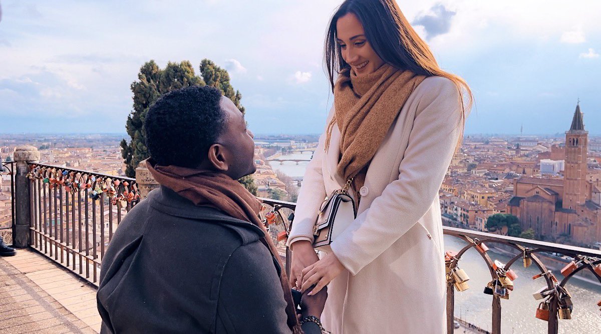 humbleprogress's tweet image. Oh, forgot to mention…🤭
I got engaged last month in Verona, Italy ☺️!!! Hope this brings hope to you long distance lovers! 💝