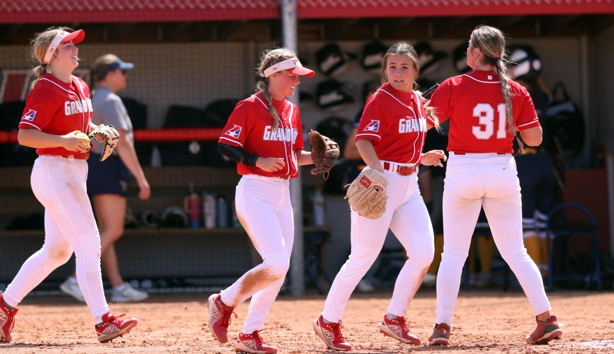 VikingAthletics's tweet photo. SB: GV Splits The Final DH of the Season 
-https://t.co/hIl1Lc7evt

#Voyage2Viktory https://t.co/MTGmikwx4o