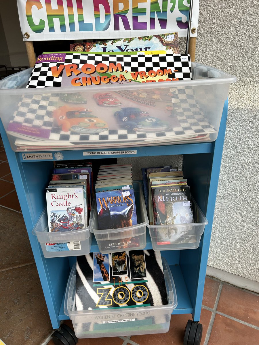 Giant size children’s story books at the bookstore. What fun!

#friendsofthecamarillolibrary #friendsbookstore #books #read #nonprofit #volunteers #gentlyusedbooks #camarillo #fiction #nonfiction #reading #YA #childrensbooks #readabook   #largeprint #picturebooks