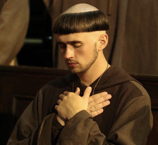 Ok #TheTraitorsNZ…making someone get a monks haircut is a dick move. I’m dead! 😂😂