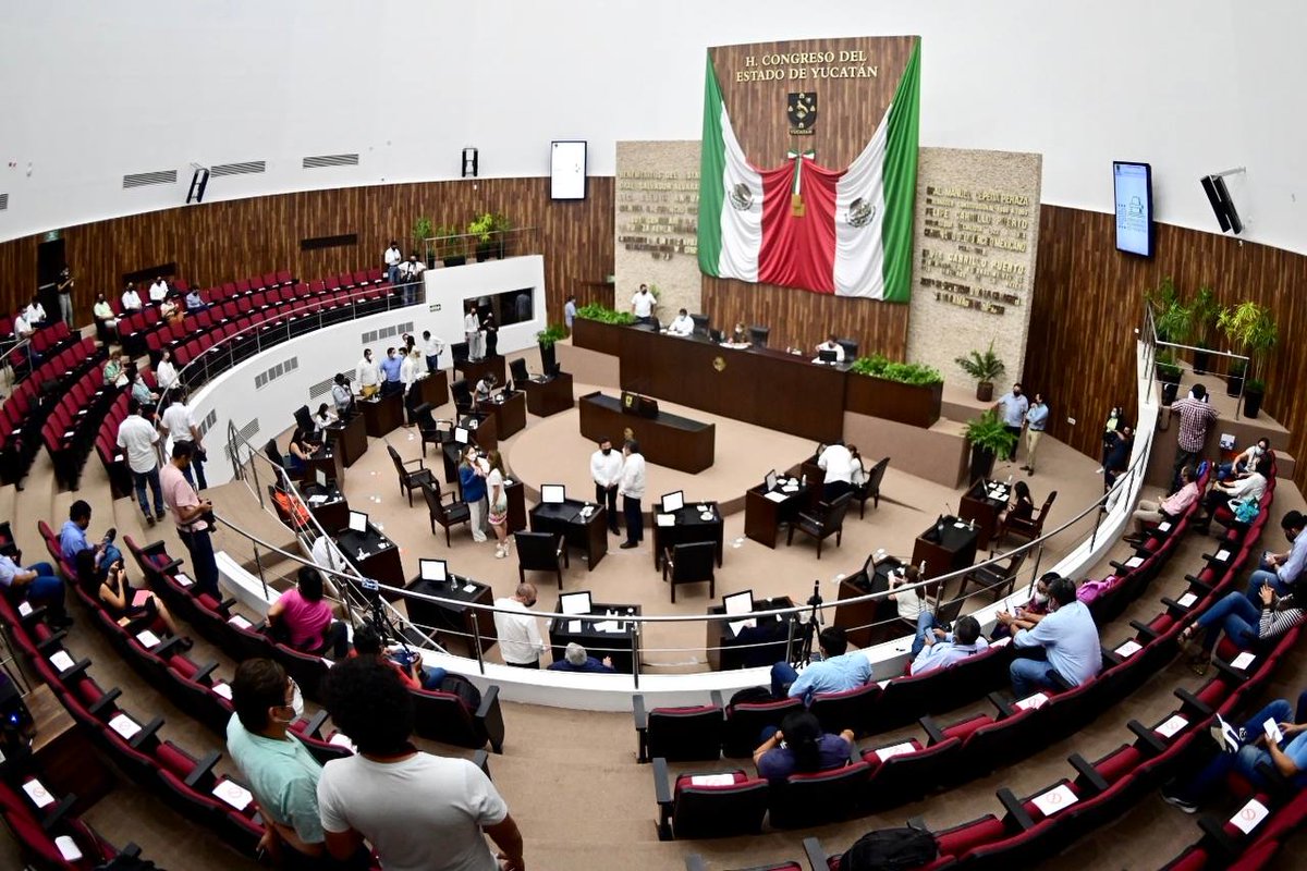 ⚡ Presentan en el Congreso de Yucatán iniciativa para regular inmobiliarias yucatan.com.mx/merida/2024/04…
